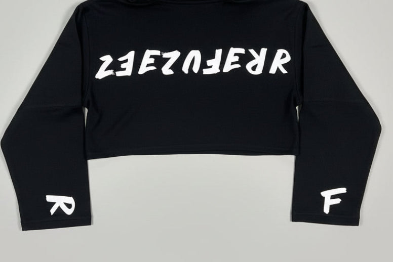 Black & White Cropped belly tee