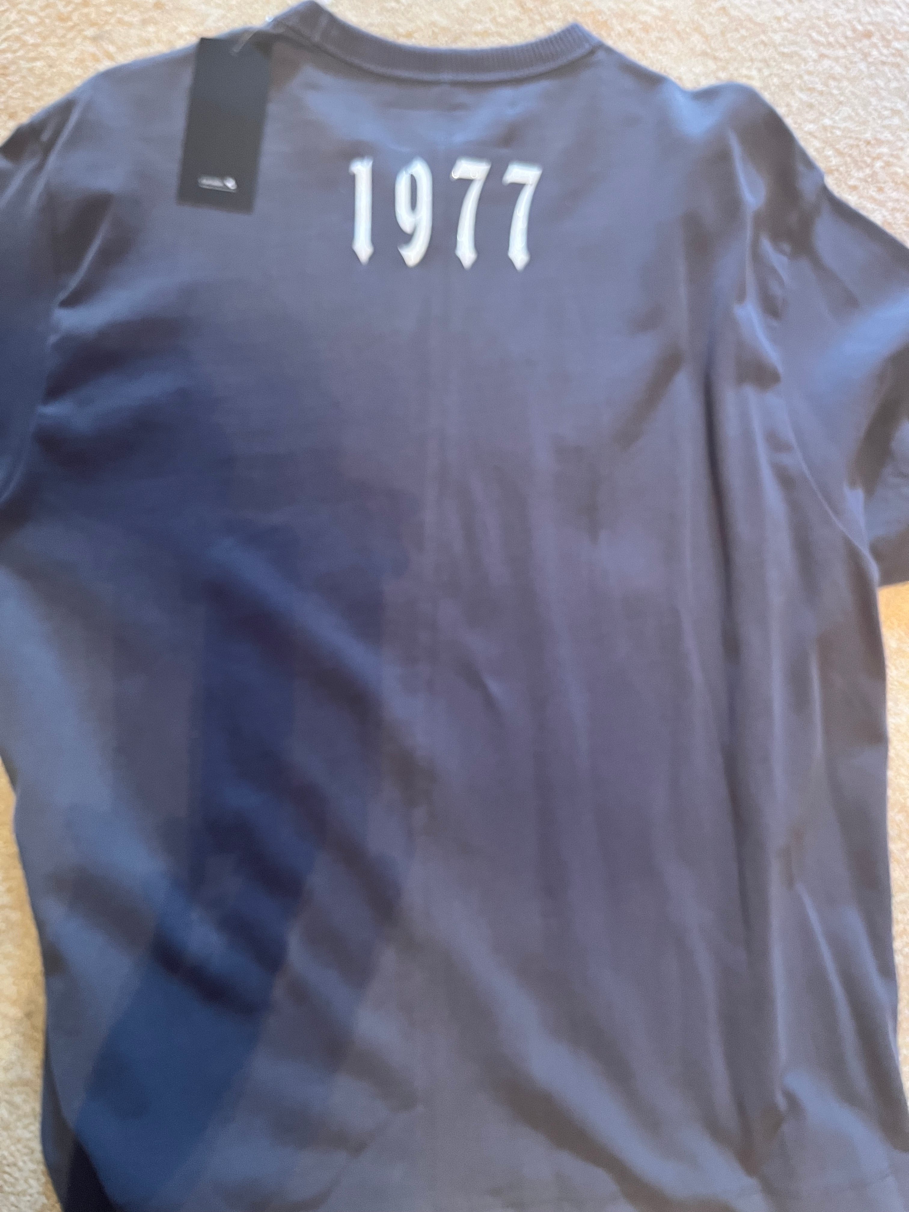 Short Sleeve Sitty Burr Clothing with 1977 across the back